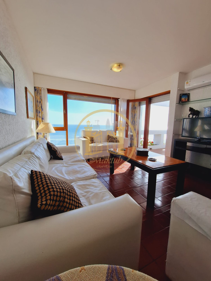 Apartamento ID.306 - ALQUILO APARTAMENTO FRENTE AL MAR, 2 DORMITORIOS, 2 BAÑOS, GARAGE, PUNTA DEL ESTE, MALDONADO.