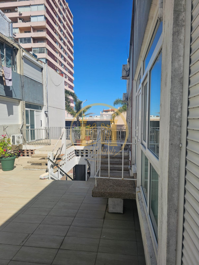 Apartamento ID.956 - VENDO DUPLEX, 1 DORMITORIOS, PENINSULA, PUNTA DEL ESTE, MALDONADO 