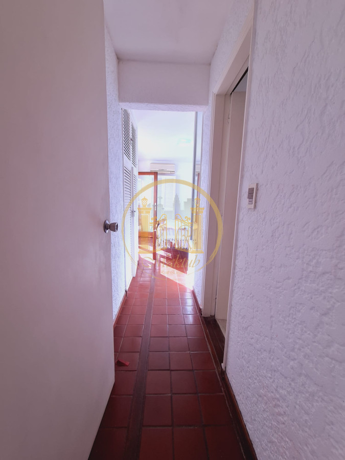 Apartamento ID.306 - ALQUILO APARTAMENTO FRENTE AL MAR, 2 DORMITORIOS, 2 BAÑOS, GARAGE, PUNTA DEL ESTE, MALDONADO.