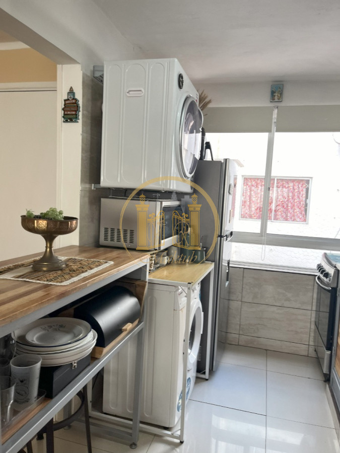 Apartamento ID.820 - VENDO APARTAMENTO, 2 DORMITORIOS, 2 BANOS, GARAJE, PENINSULA, PUNTA DEL ESTE, MALDONADO 