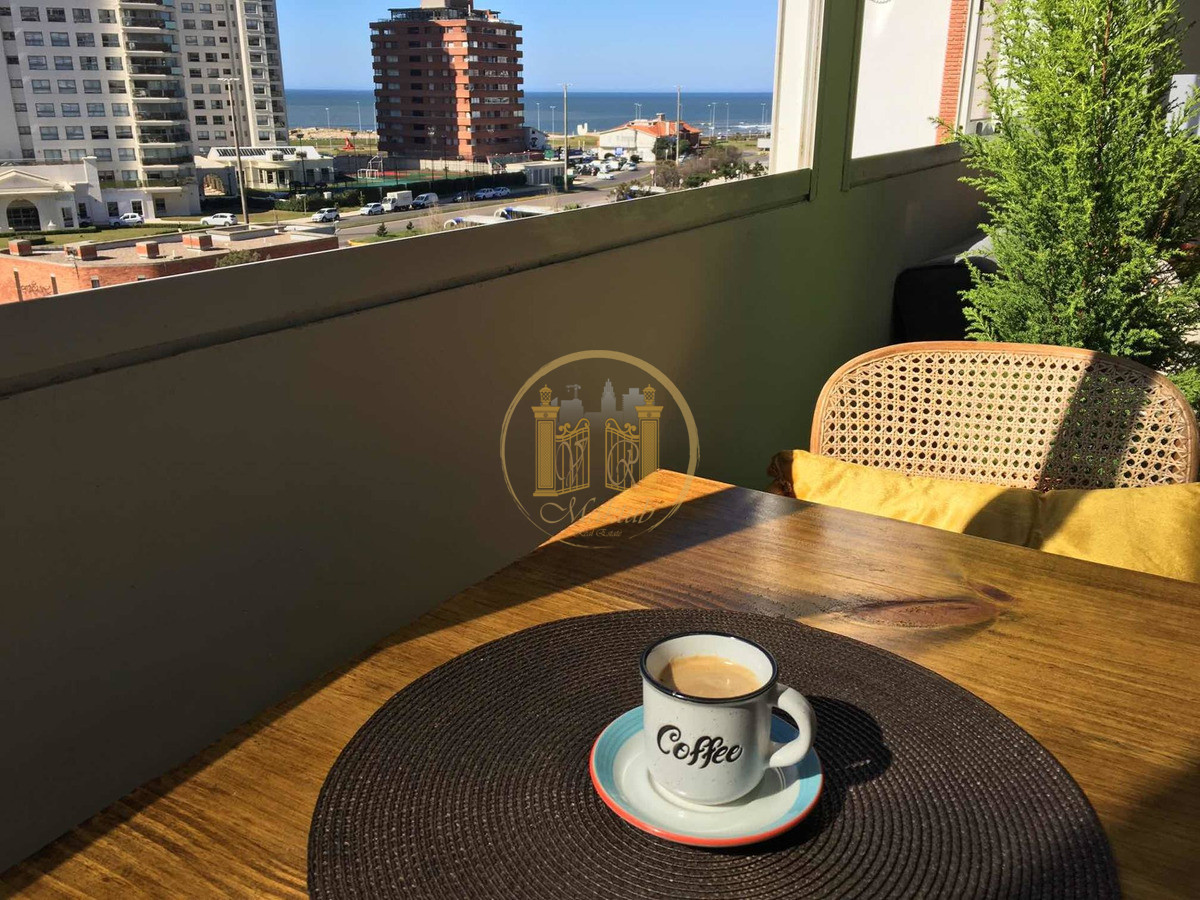 Apartamento ID.104 - Vendo Apartamento, 1 dormitorio y medio, frente a la mansa, Punta del este, Maldonado