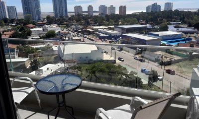 VENDO APARTAMENTO, MONOAMBIENTE, BALCÓN, FULL AMENITIES, PUNTA DEL ESTE MALDONADO