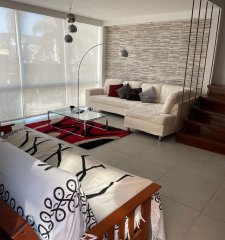 VENDO APARTAMENTO DUPLEX, 3 DORMITORIOS, BALCON, PENINSULA, PUNTA DEL ESTE