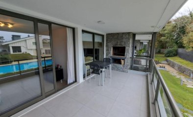 VENDO APARTAMENTO, 1 DORMITORIO, TERRAZA CON PARRILLERO, AMENITIES, PUNTA DEL ESTE, MALDONADO