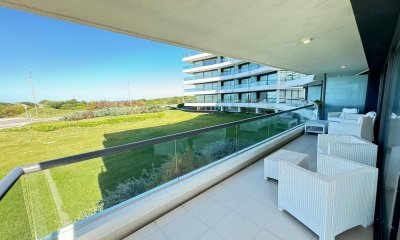 Vendo apartamento, 4 dormitorio en suite, 5 baños, terraza, amenities, cochera, Brava, Punta del este, Maldonado