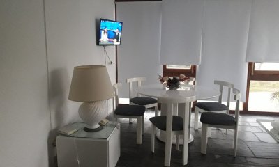 Vendo apartamento, 2 dormitorios, 2 baños, cochera para 2 autos, terraza, San Rafael, Punta del Este, Maldonado