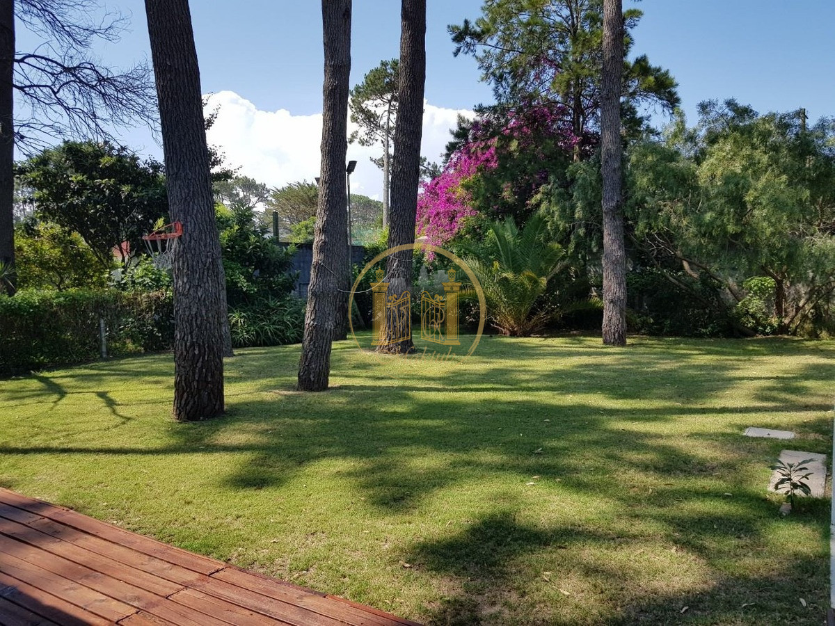 Casa ID.99 - Vendo casa, 3 dormitorios, 4 baños, San Rafael, Punta del este, Maldonado