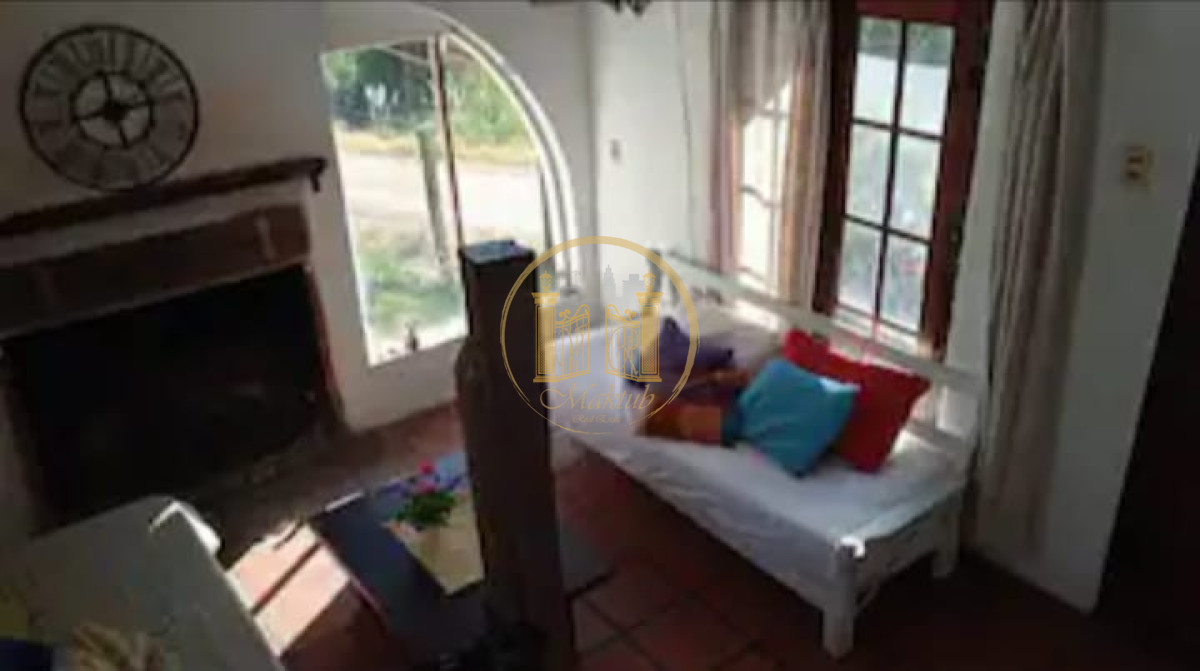 Casa ID.66 - Alquiler casa anual, 4 dormitorios 2 baños, Piscina, Punta del este, Maldonado. 