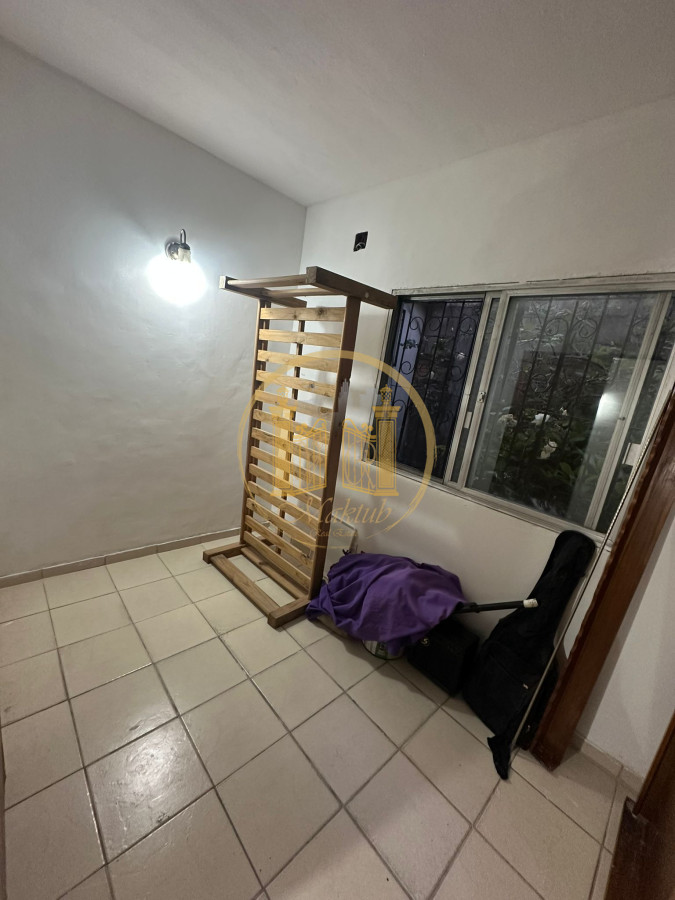 Casa ID.754 - Vendo Casa, 3 Dormitorios, Centro.(Garaje)
