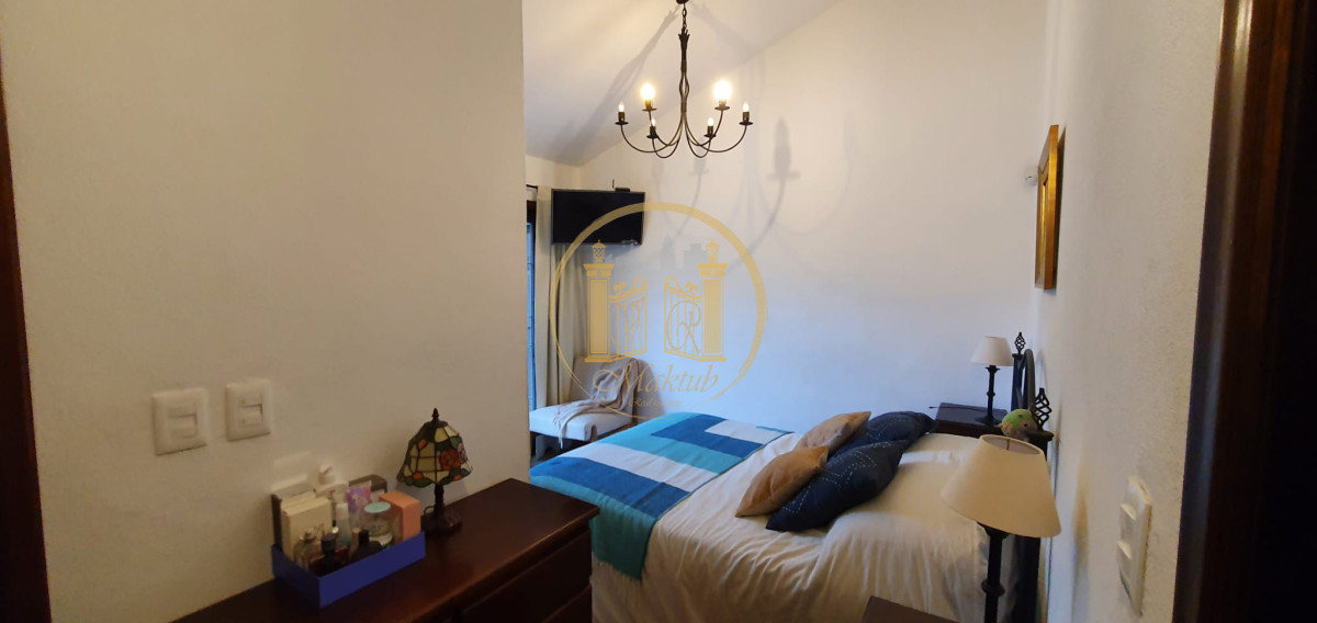 Casa ID.406 - Vendo casa, 4 dormitorios, 3 baños, piscina, barbacoa, Pinares, Punta del este, Maldonado