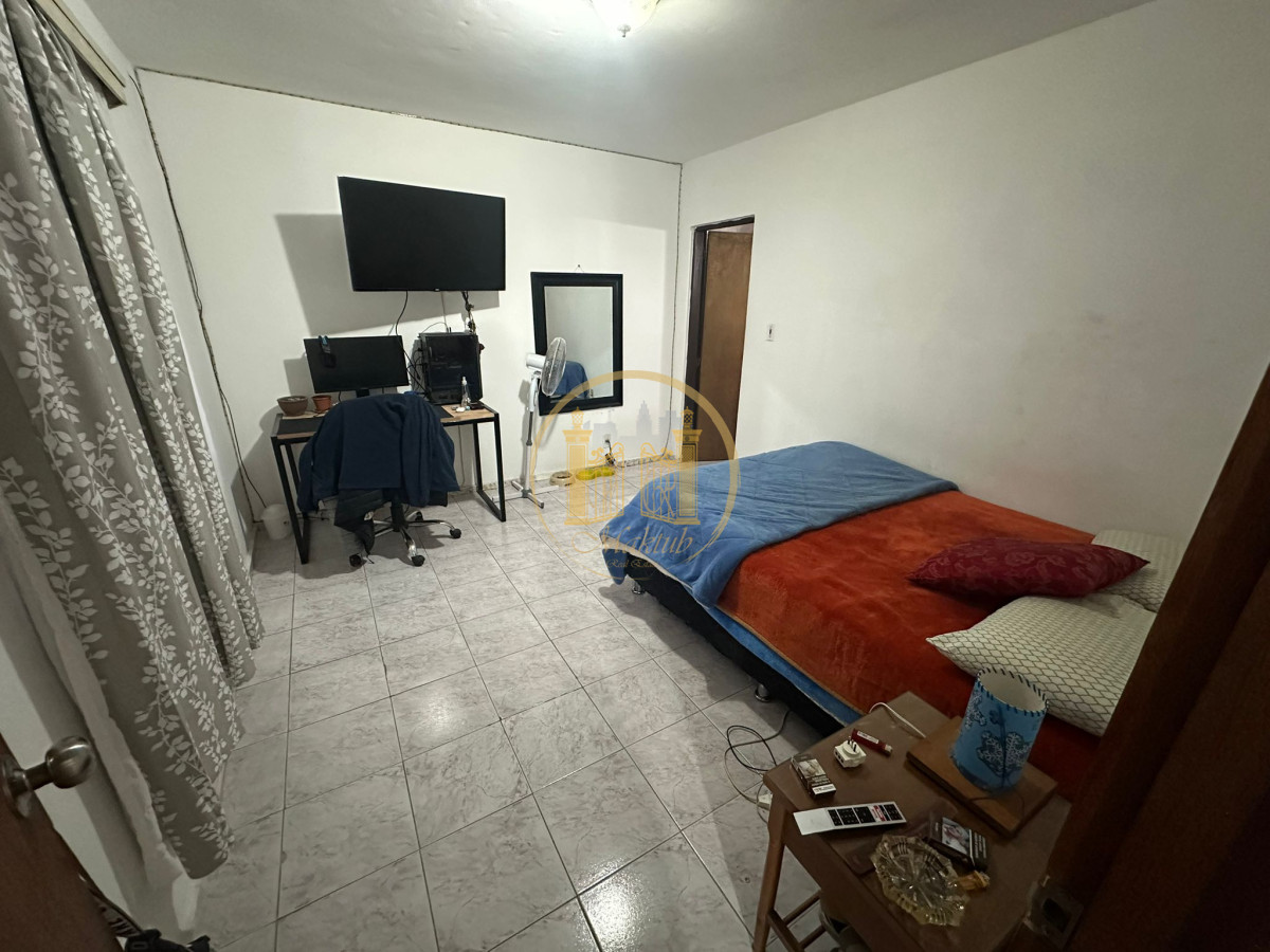 Casa ID.754 - Vendo Casa, 3 Dormitorios, Centro.(Garaje)