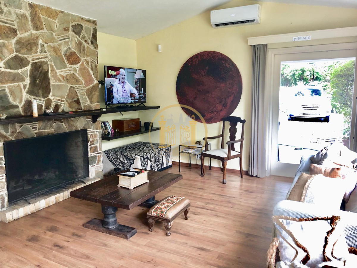 Casa ID.619 - Casa en Punta del Este, Cantegril
