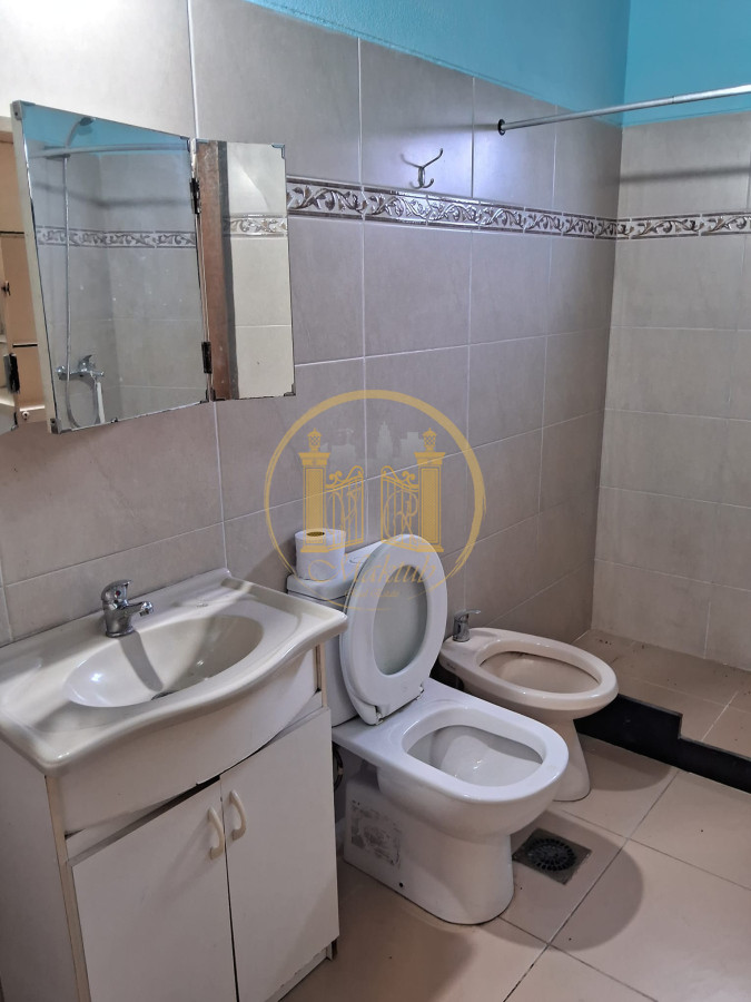 Casa ID.847 - VENDO CASA, 2 DORMITORIOS, PATIO, MALDONADO, MALDONADO 