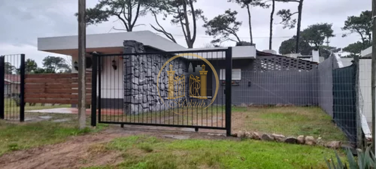 Casa ID.919 - VENDO CASA, 3 DORMITORIOS, 2 BAÑOS, GARAGE, PARRILLERO, PUNTA DEL ESTE, MALDONADO 