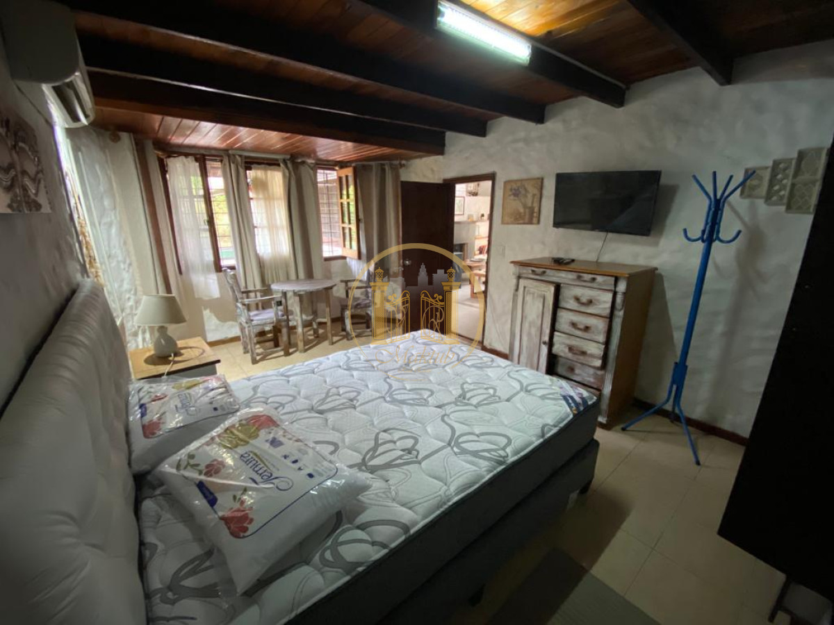 Casa ID.172 - Vendo Casa, 4 dormitorio, 3 baños, Pinares Punta del este, Maldonado