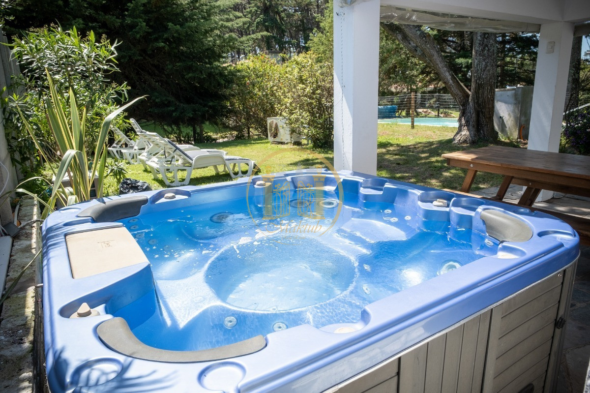 Casa ID.700 - Casa en Punta del Este, Cantegril
