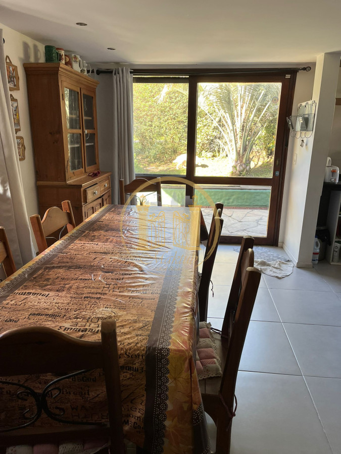 Casa ID.172 - Vendo Casa, 4 dormitorio, 3 baños, Pinares Punta del este, Maldonado