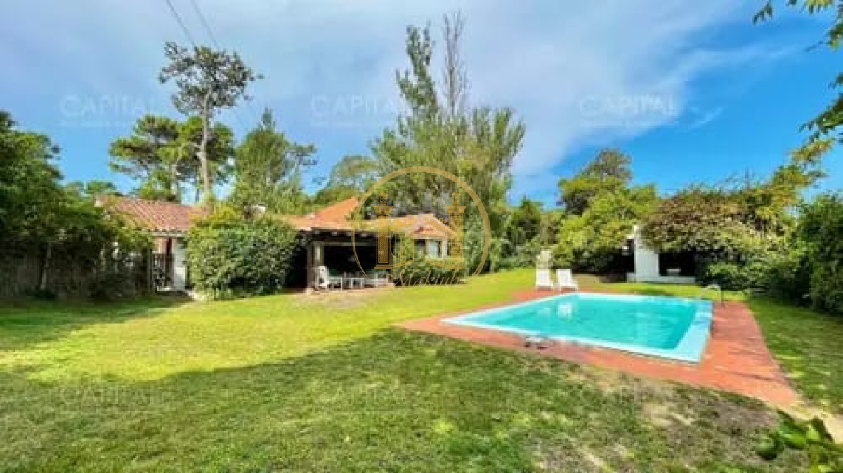 Casa ID.756 - Casa en Punta del Este, Cantegril