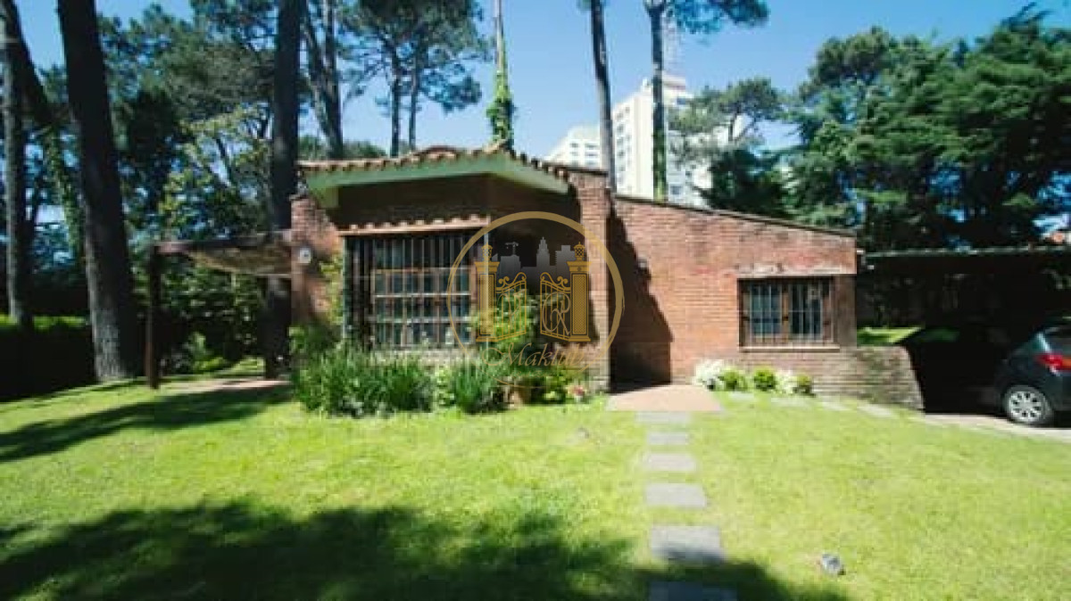 Casa ID.723 - Casa en Punta del Este, Cantegril