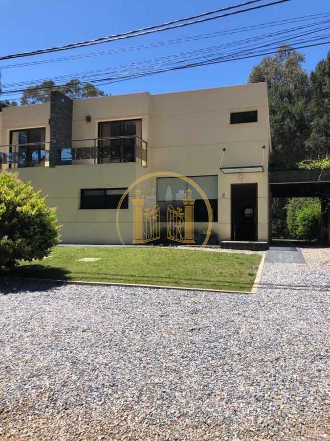 Casa ID.666 - Casa en Punta Ballena, Complejo Solanas