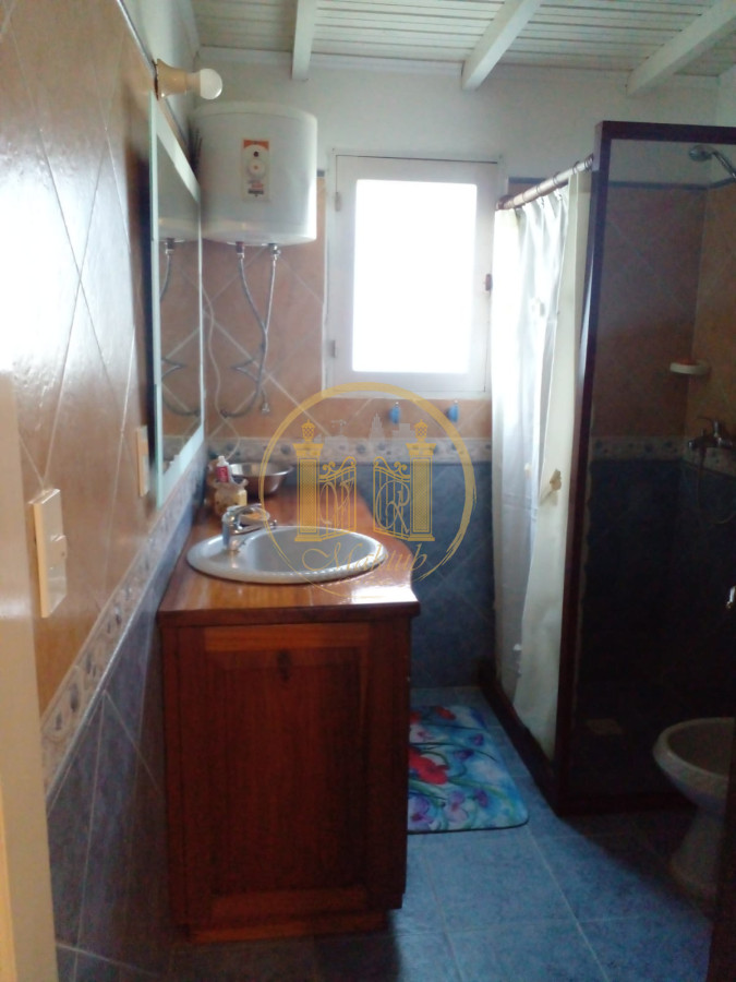 Casa ID.78 - Venta casa, 3 dormitorios, 2 baños, piscina, jacuzzi, La Barra, Maldonado.