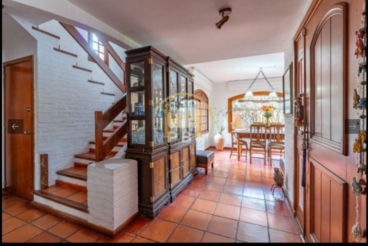 Casa ID.846 - VENDO CASA, 5 DORMITORIOS, 4 BANOS, PISCINA, BALCON, PATIO, BARBACOA, TIO TOM, PUNTA BALLENA, MALDONADO 