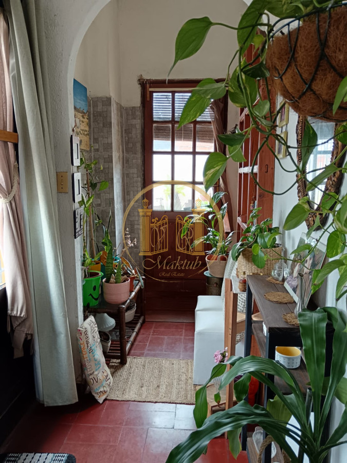 Casa ID.774 - Venta Casa, 5 Dormitorios, Centro.