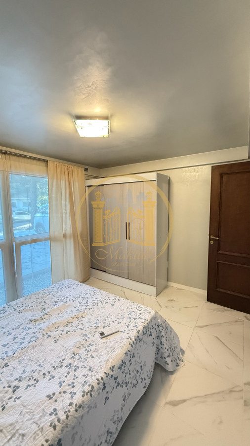 Casa ID.1120 - VENDO 3 CASAS, 10 DORMITORIOS, 7 BANOS, AMUEBLADA, BARBACOA, TERRAZAS, PISCINA, ESTACIONAMIENTO, BARRIO GOLF, PUNTA DEL ESTE, MALDONADOPATIO.