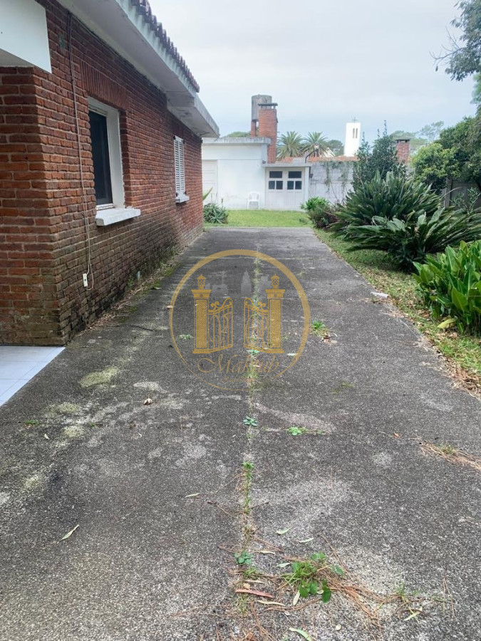 Casa ID.49 - Vendo casa, 3 dormitorios, 2 baños, San Rafael, Punta del este, Maldonado.