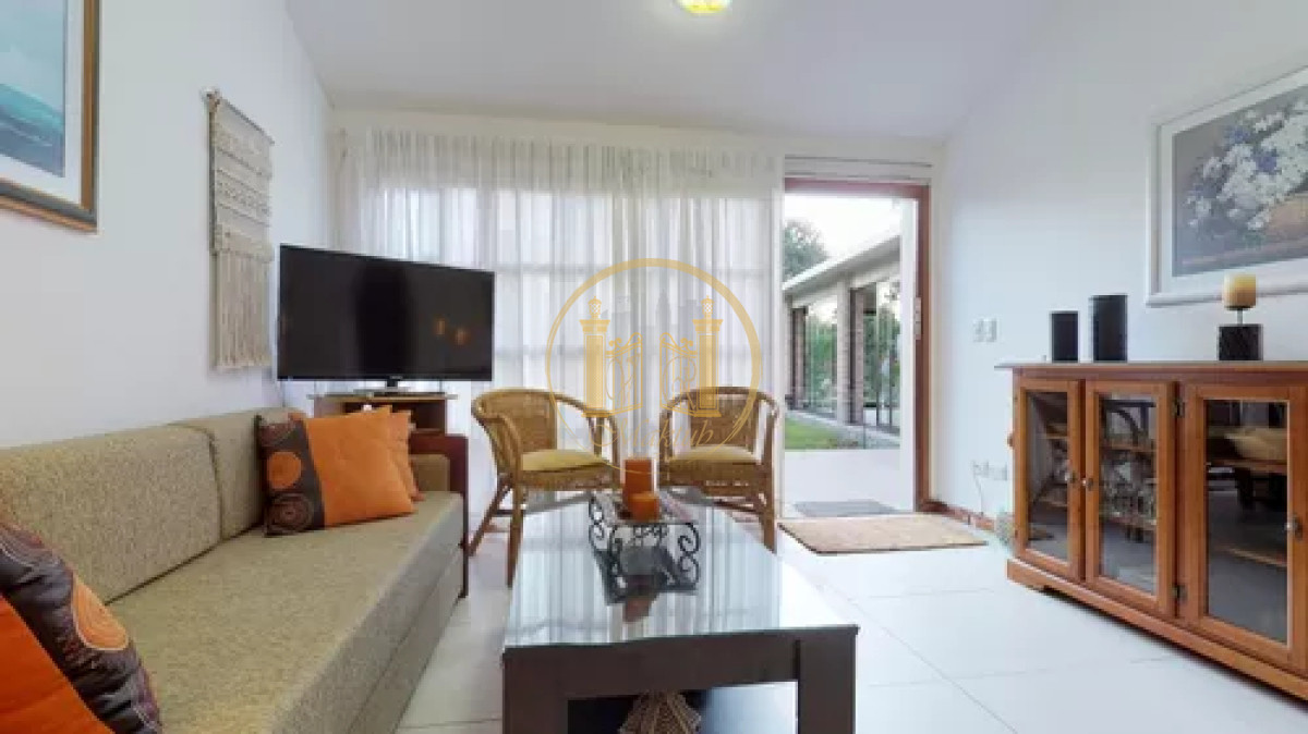 Casa ID.831 - Casa en Punta del Este, Cantegril