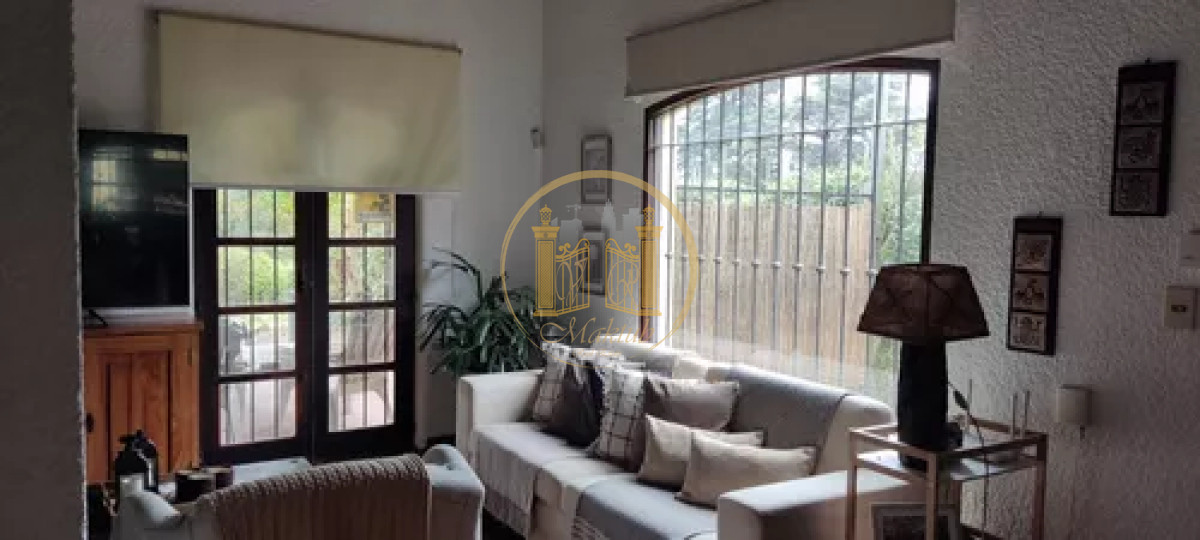 Casa ID.962 - VENDO CASA, 3 DORMITORIOS, 2 BAÑOS, GARAGE, PATIO, PARRILLERO, PINARES ,MALDONADO, MALDONADO 