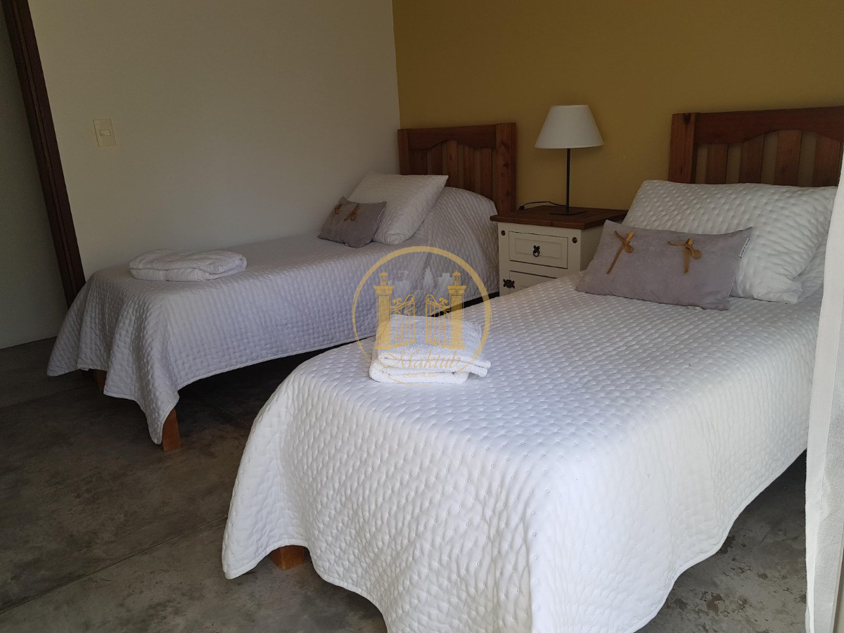Casa ID.99 - Vendo casa, 3 dormitorios, 4 baños, San Rafael, Punta del este, Maldonado