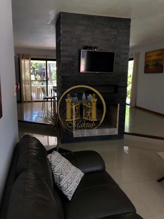 Casa ID.666 - Casa en Punta Ballena, Complejo Solanas
