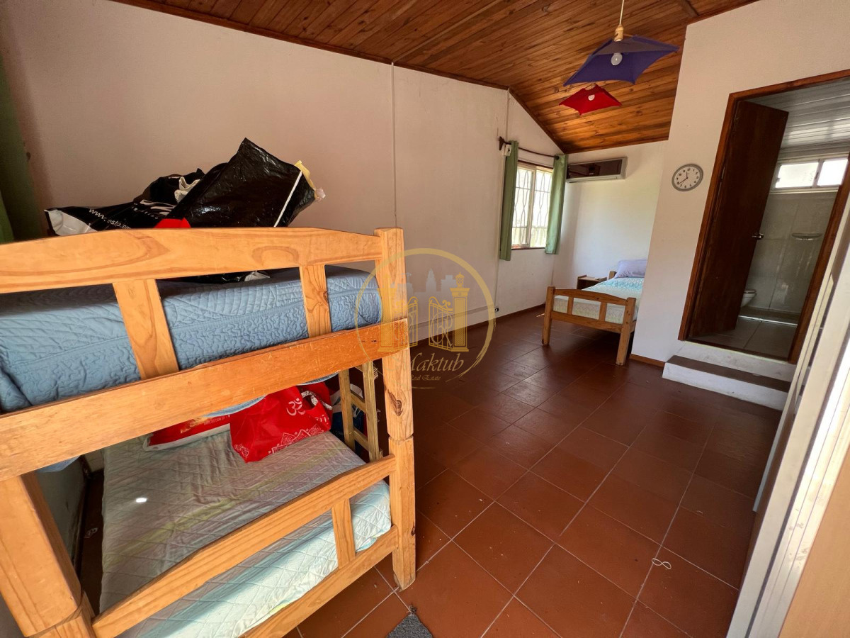 Casa ID.958 - VENDO CASA, 4 DORMITORIOS, 4 BANOS, PATIO, LAVADERO, BARBACOA, BALNEARIO SANTA ANA, COLONIA