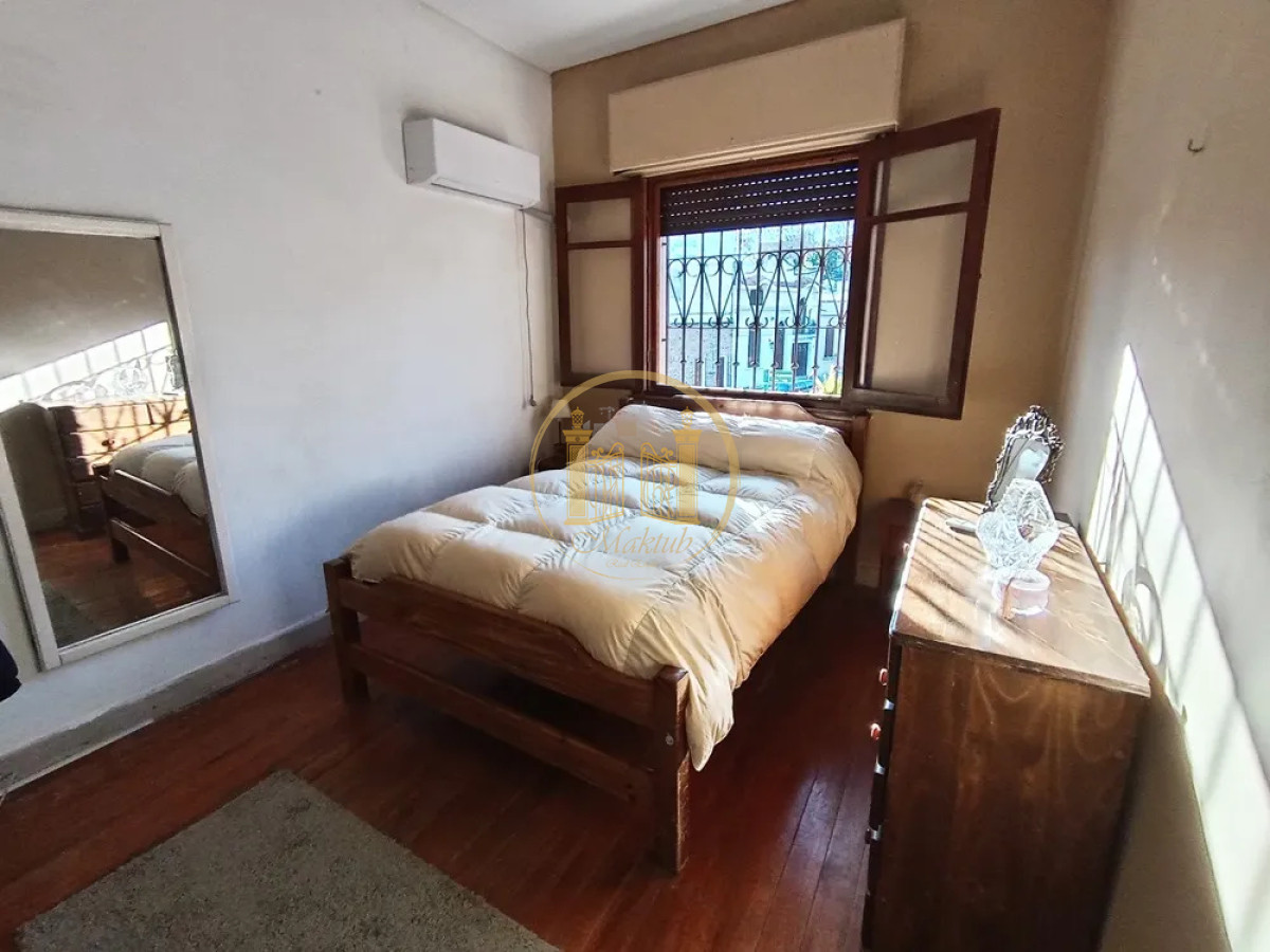 Casa ID.985 - VENDO CASA, 3 DORMITORIOS, 2 BAÑOS, LAVADERO, AZOTEA CON PARRILLERO, POCITOS, MONTEVIDEO
