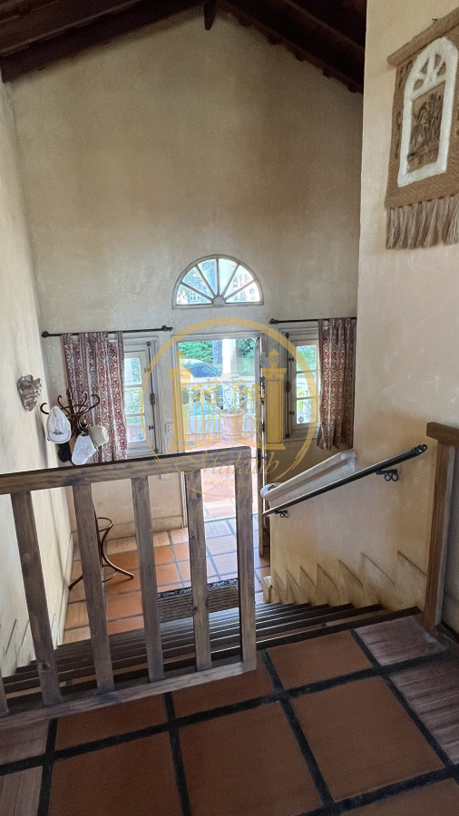 Casa ID.329 - Vendo Casa, 4 dormitorios, 4 baños, Terraza, Patio y Garaje, Pinares, Punta del este, Maldonado
