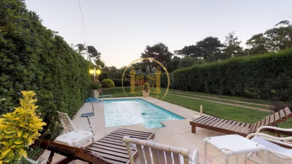 Casa ID.831 - Casa en Punta del Este, Cantegril