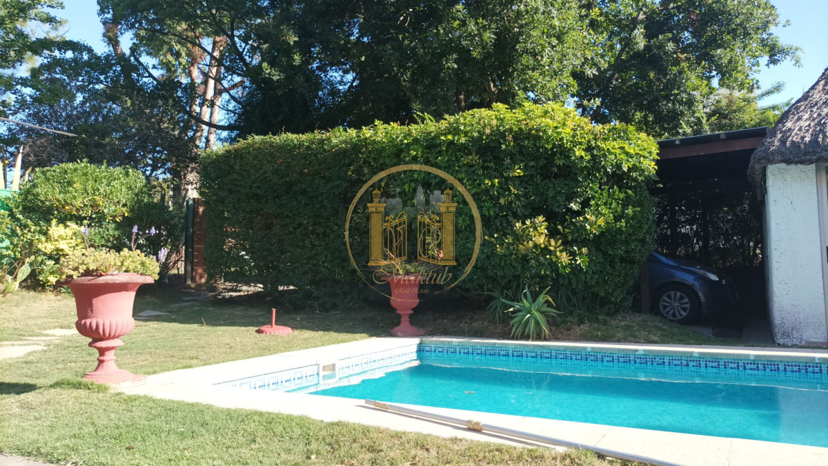 Casa ID.172 - Vendo Casa, 4 dormitorio, 3 baños, Pinares Punta del este, Maldonado