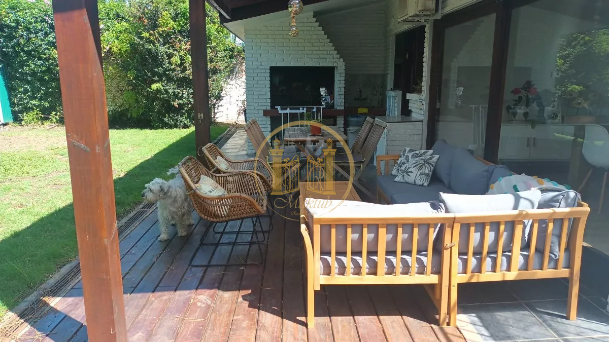 Casa ID.885 - Casa en Punta del Este, Cantegril