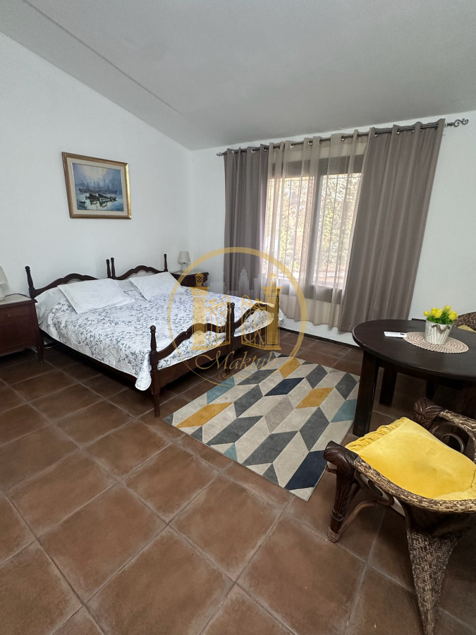 Casa ID.1120 - VENDO 3 CASAS, 10 DORMITORIOS, 7 BANOS, AMUEBLADA, BARBACOA, TERRAZAS, PISCINA, ESTACIONAMIENTO, BARRIO GOLF, PUNTA DEL ESTE, MALDONADOPATIO.