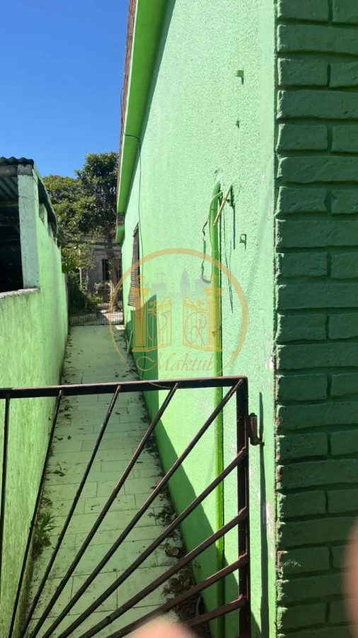 Casa ID.1100 - VENDO CASA, 3 DORMITORIOS, 2 BAÑOS, GARAGE, PATIO, PARRILLERO, LAVADERO, COCHERA, BARRIO RIVERA, MALDONADO