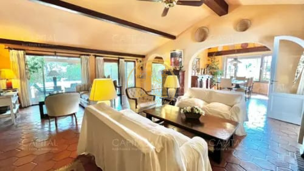 Casa ID.756 - Casa en Punta del Este, Cantegril