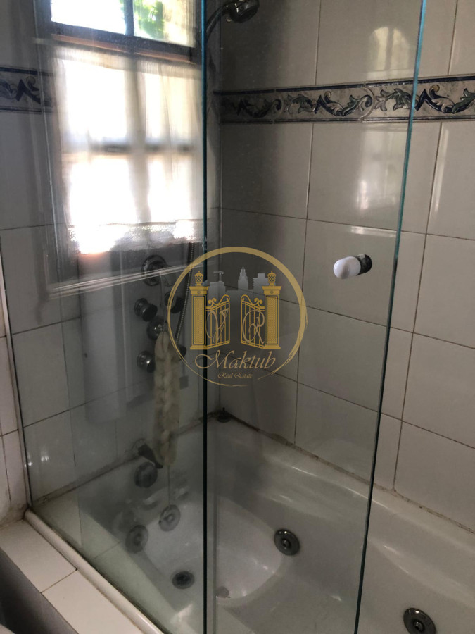 Casa ID.802 - VENDO CASA, 4 DORMITORIOS, 3 BANOS, BALCÓN, GARAJE, PATIO, PUNTA DEL ESTE, MALDONADO.