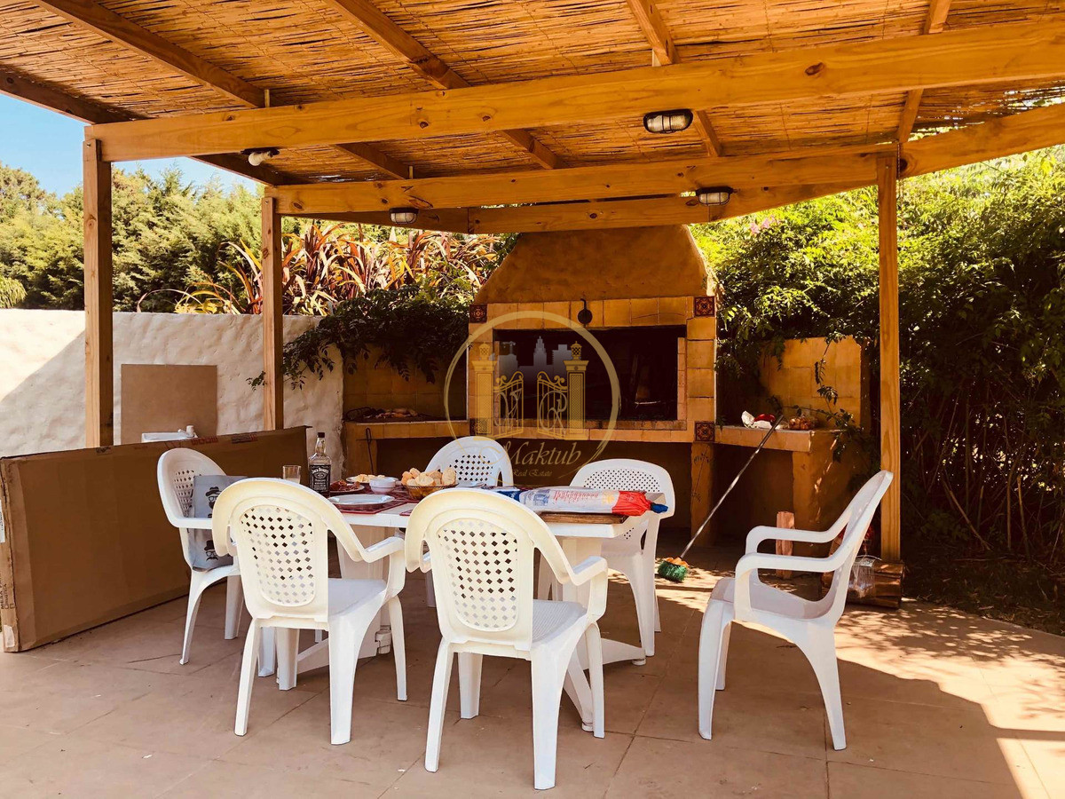 Casa ID.74 - Vendo casa, 4 dormitorios, 3 baño, Punta del este, Maldonado.