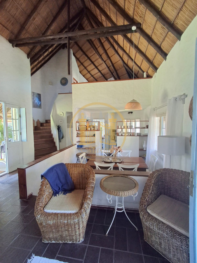 Casa ID.248 - Alquilo Casa, 4 dormitorio, 2 baños, Rincón del Indio, Punta del este, Maldonado