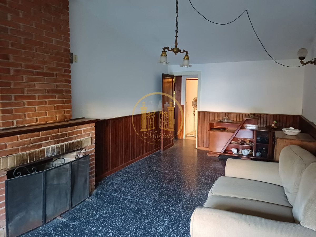 Casa ID.797 - Venta Casa, 3 Dormitorios, 2 baños, Barbacoa, Garage, Centro Maldonado