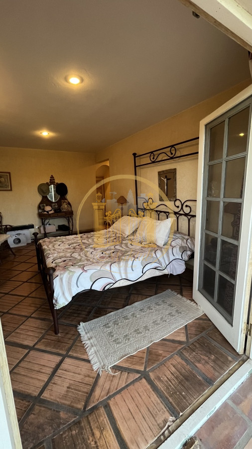 Casa ID.329 - Vendo Casa, 4 dormitorios, 4 baños, Terraza, Patio y Garaje, Pinares, Punta del este, Maldonado