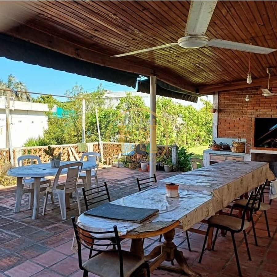 Casa ID.775 - Venta Casa, 1 Dormitorio, Centro.