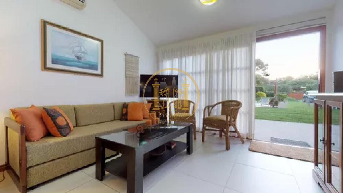 Casa ID.831 - Casa en Punta del Este, Cantegril