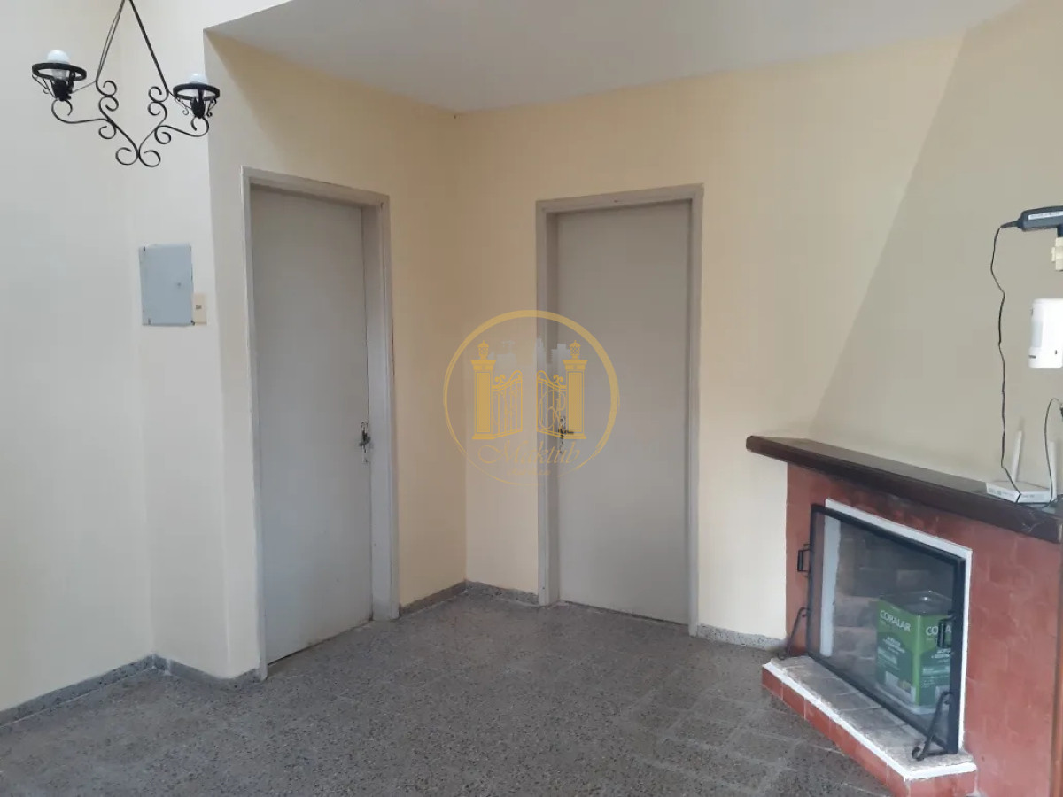 Casa ID.1130 - VENDO CASA, 3 DORMITORIOS, GARAGE, PATIO, PASO DE LOS TOROS, TACUAREMBO